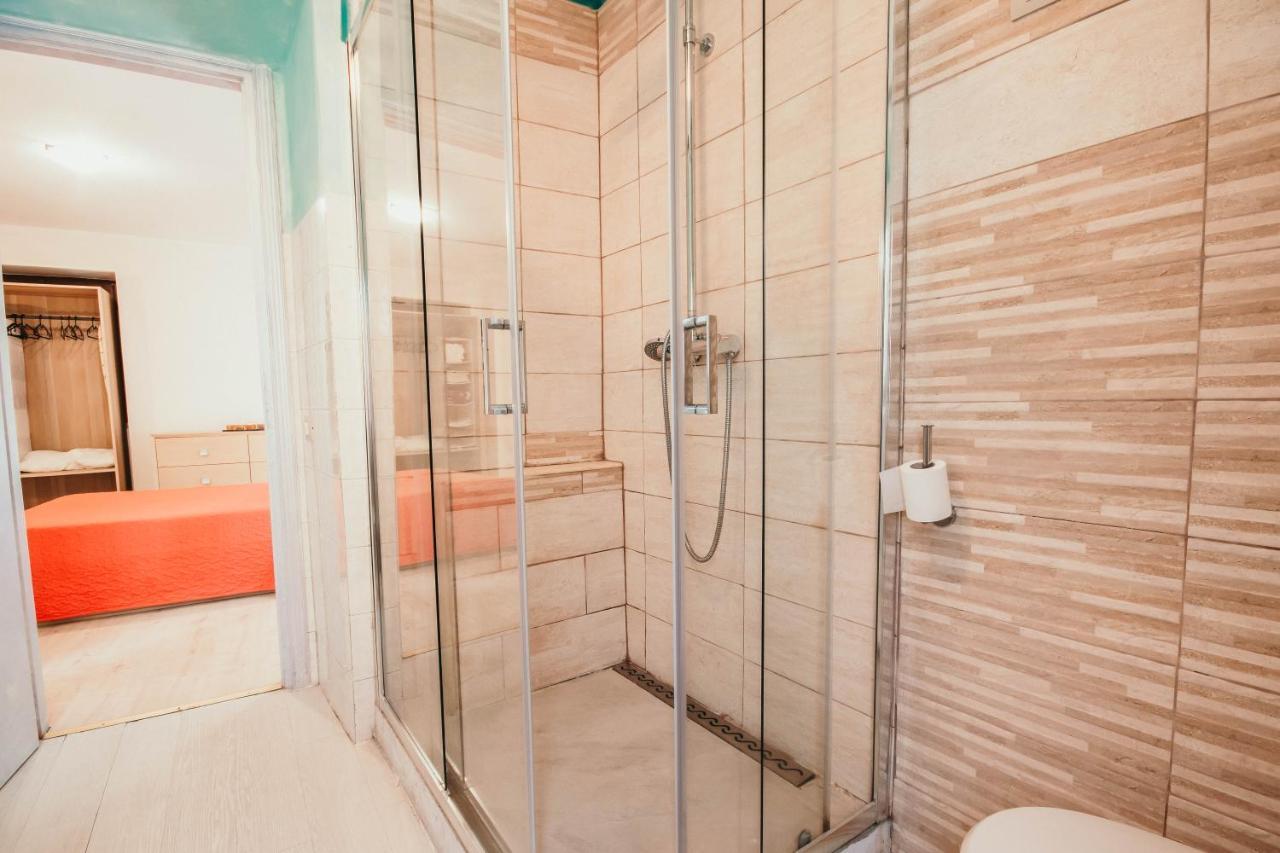 Al Borgo - Lakeside Leisure & Business